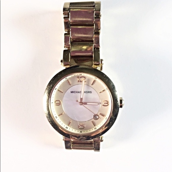 Michael Kors Gold Mother of Pearl Analog Watch - Picture 3 of 8